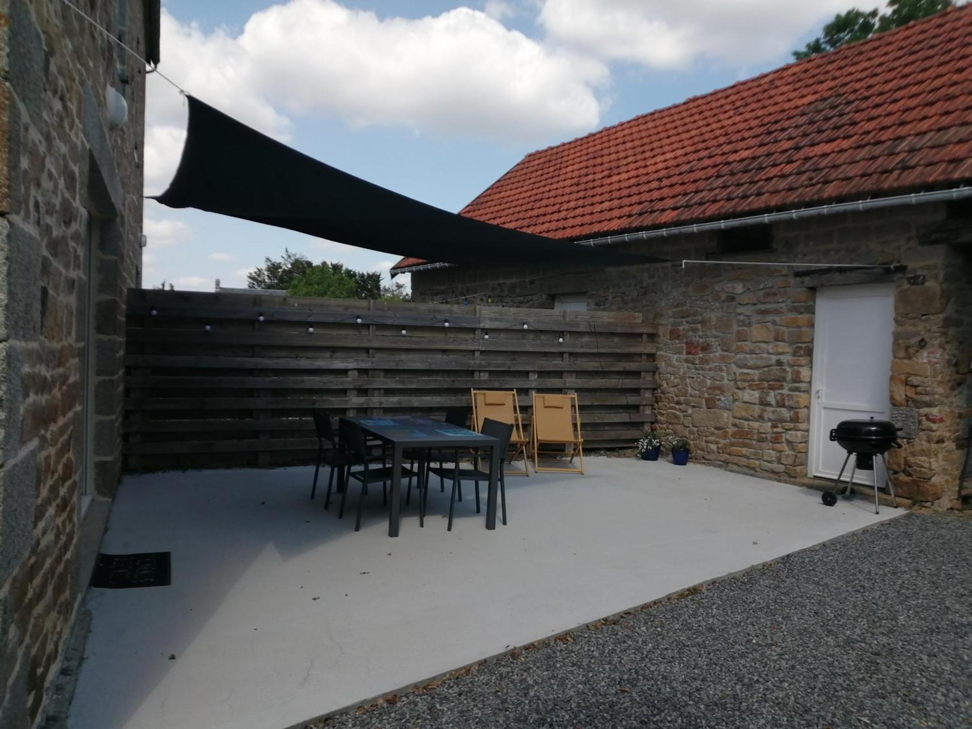 Maison Jullouville Au Calme Exteriör bild